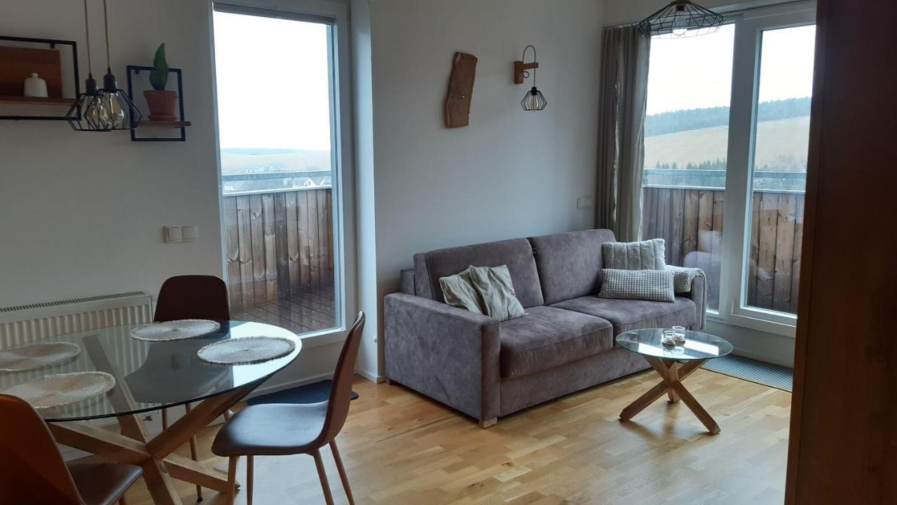 Mezonetovy Apartman Se Dvema Balkony A Vyhledem โลชนา โปด กลิโนฟเซม ภายนอก รูปภาพ