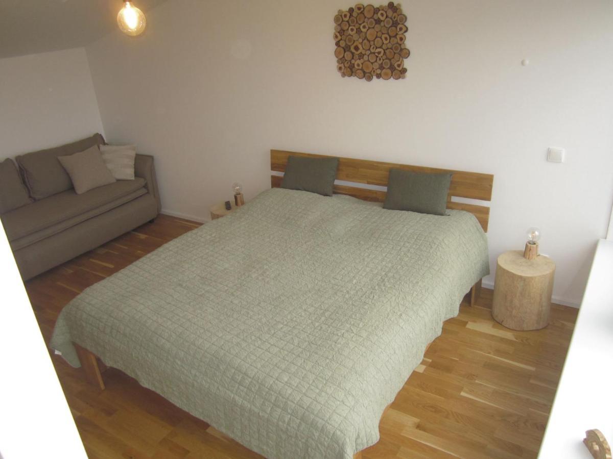 Mezonetovy Apartman Se Dvema Balkony A Vyhledem โลชนา โปด กลิโนฟเซม ภายนอก รูปภาพ